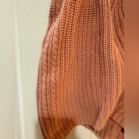 Elan Pink Sweater Shorts Textured Fabric missing string - Picture 3 of 5